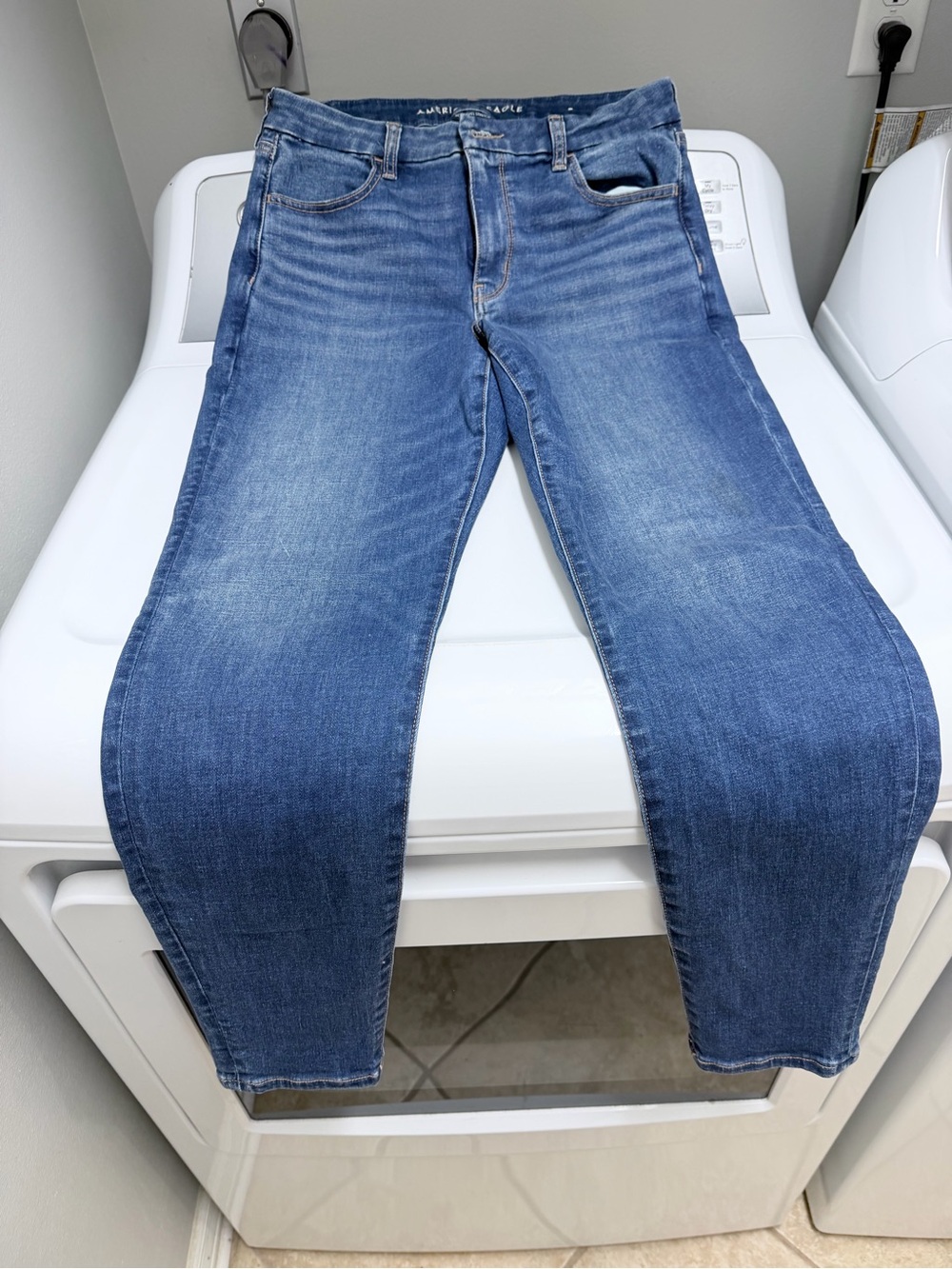 American Eagle Outfitters Women’s Skinny Blue Jeans